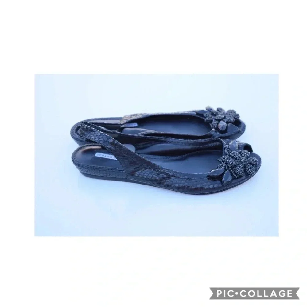 Vera Wang Lavender label sling back shoes